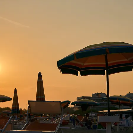 Flat With A Wonderful Terrace - Beahost * Bibione